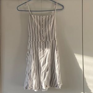 hollister striped sun dress size XS(included a pic of the stripes)
